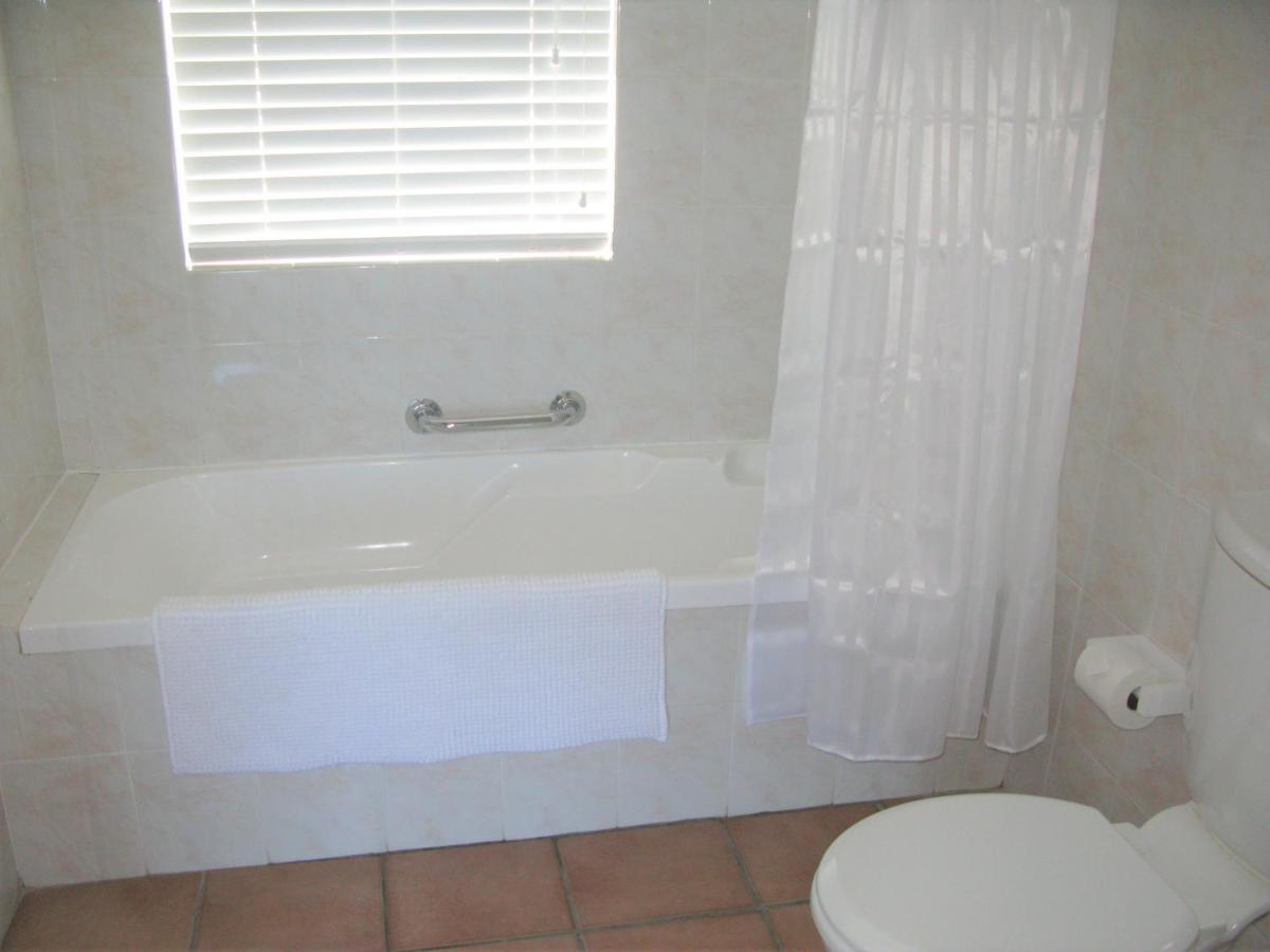Beachfront Cottage - Hermanus Whale View 外观 照片