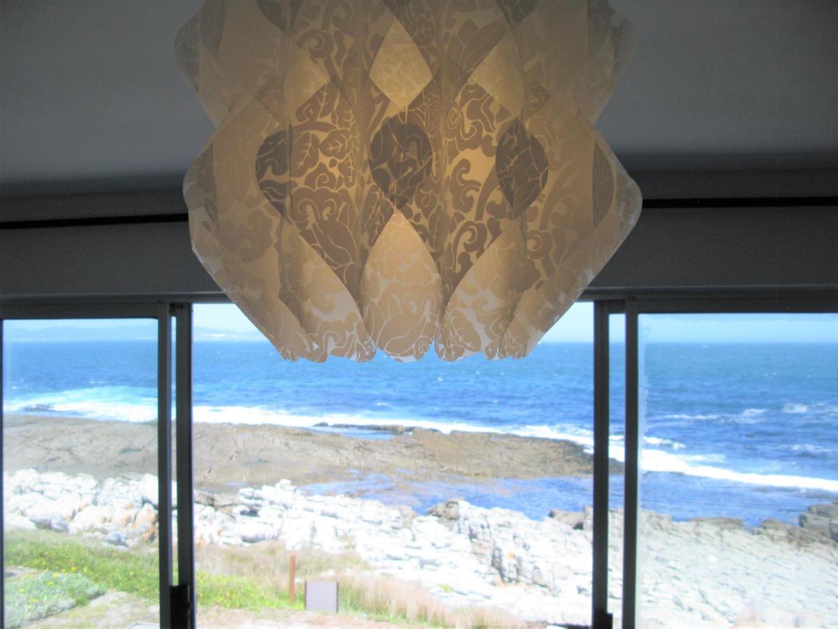 Beachfront Cottage - Hermanus Whale View 外观 照片