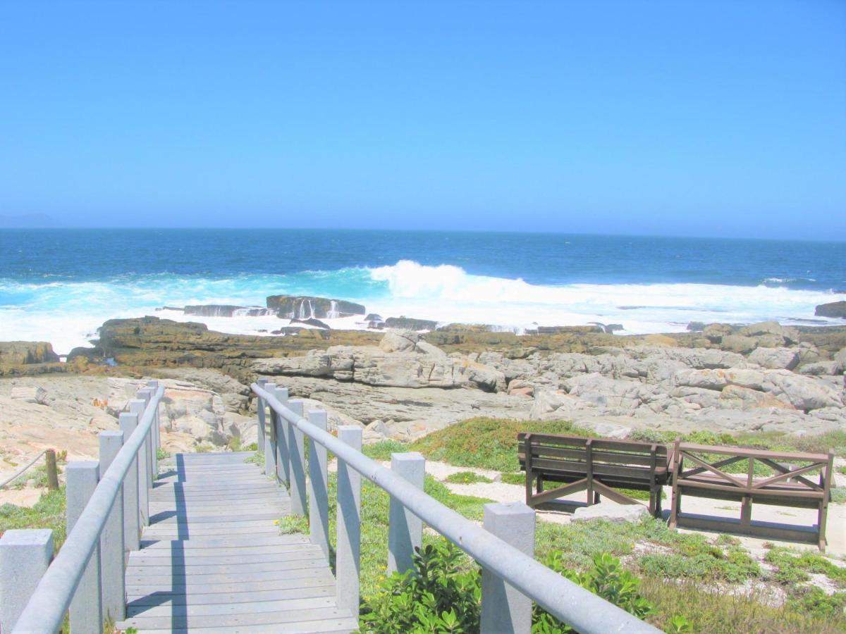 Beachfront Cottage - Hermanus Whale View 外观 照片